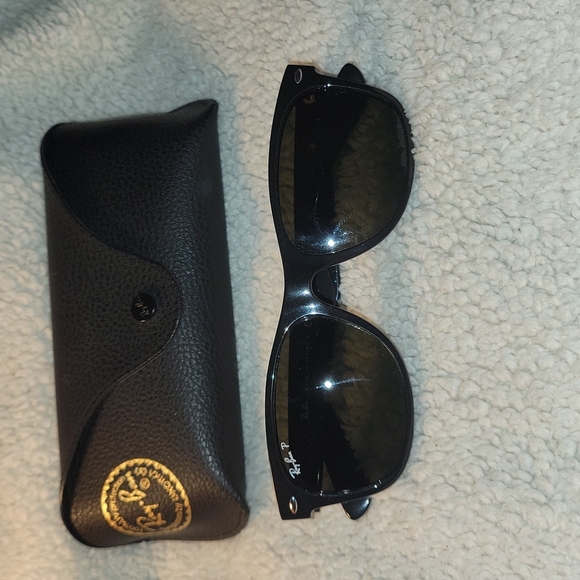 RAY BAN UNISEX New Wayfarer Polarized Sunglasses - Picture 5 of 9